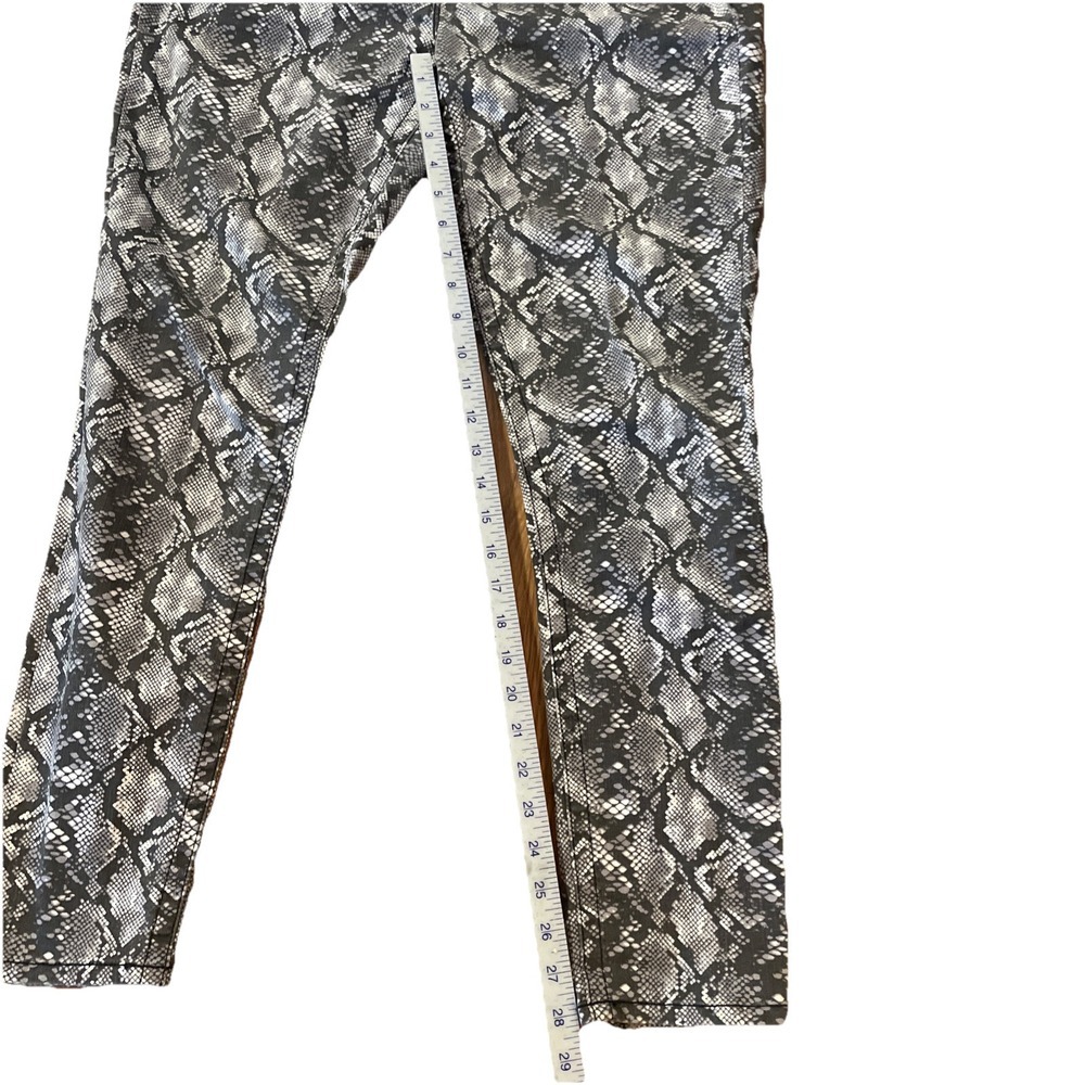 Seven 7 Womens Tummyless High Rise Skinny Neutral Snake‎ Skin Size 10 - Picture 4 of 10